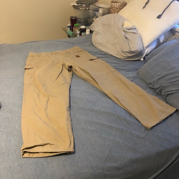 36/30 lightly worn carhartt carpenter pants. - Picture 2 of 2